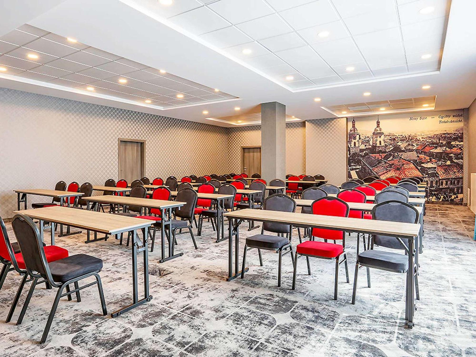 Ibis Styles Nowy Sacz Hotel Exterior photo
